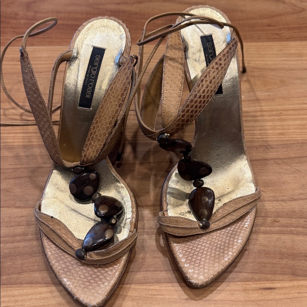 Sergio Rossi Tan and wood tie up heels.